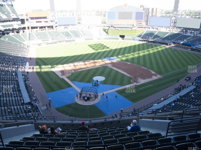 Seating view for Guaranteed Rate Field Section 530