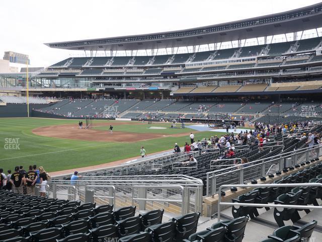 Seating view for Target Field Section 124