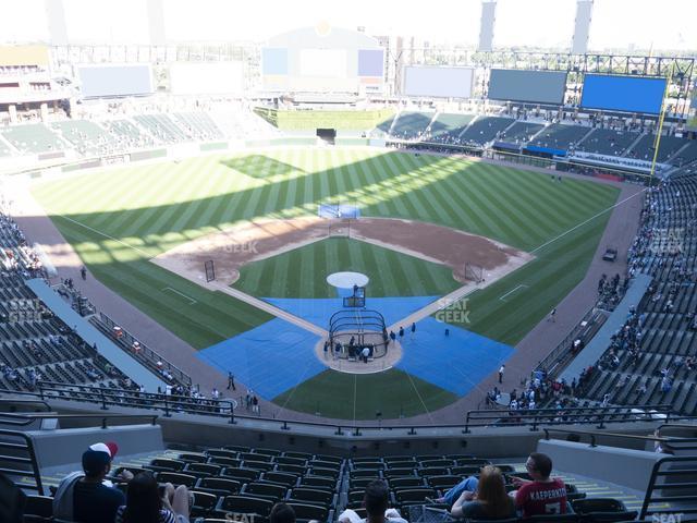 Seating view for Guaranteed Rate Field Section 533