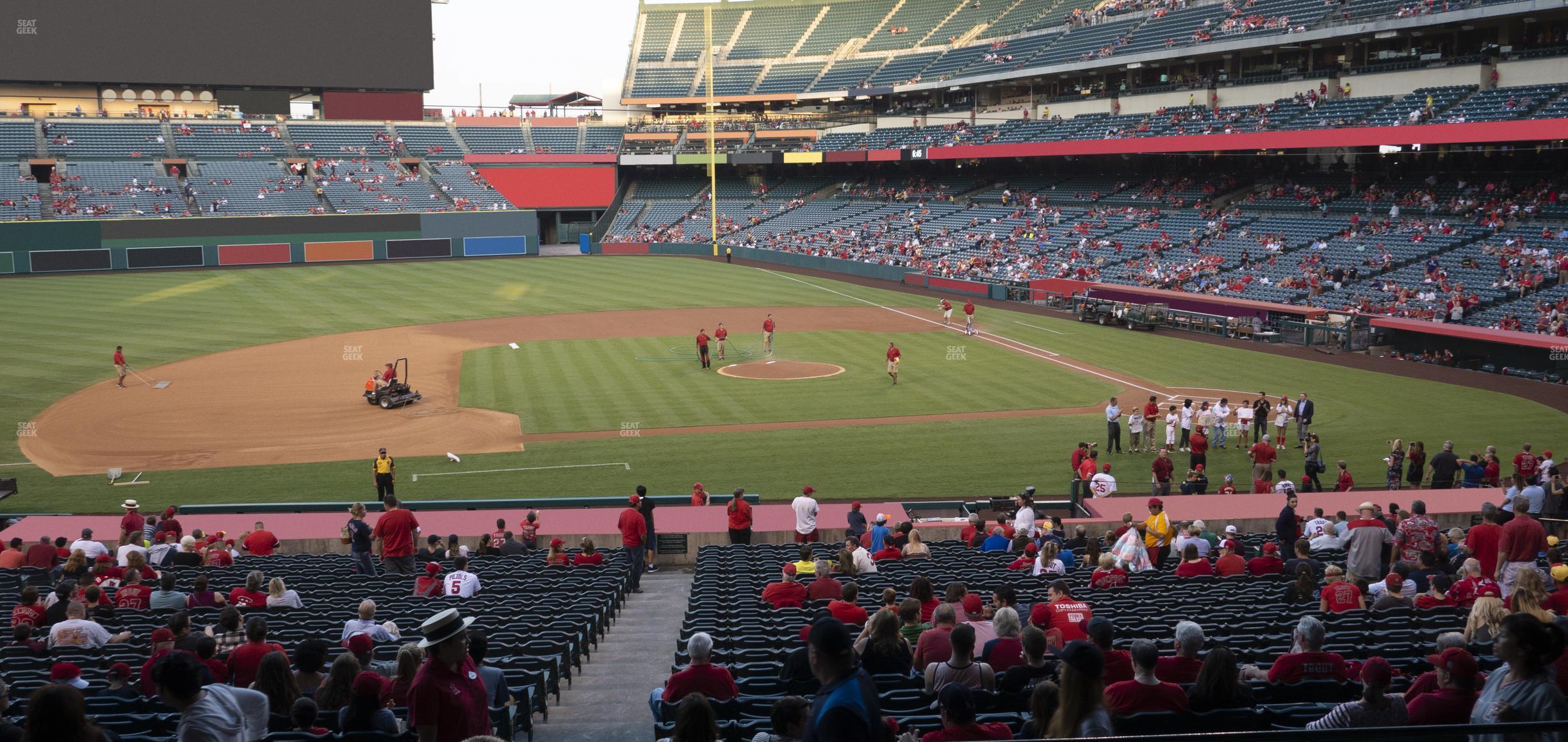 Seating view for Angel Stadium of Anaheim Section 211