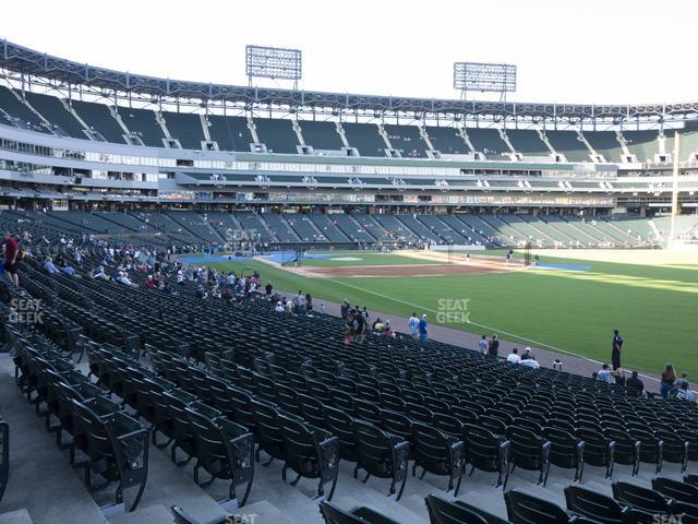 Seating view for Guaranteed Rate Field Section 111