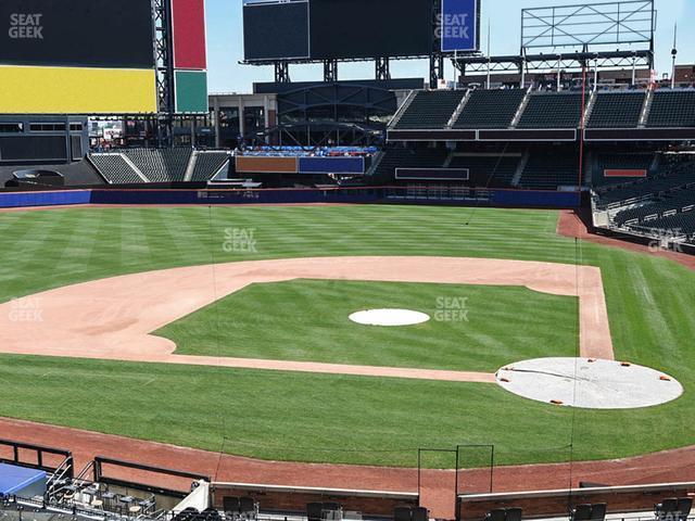 Seating view for Citi Field Section Empire Suite 228