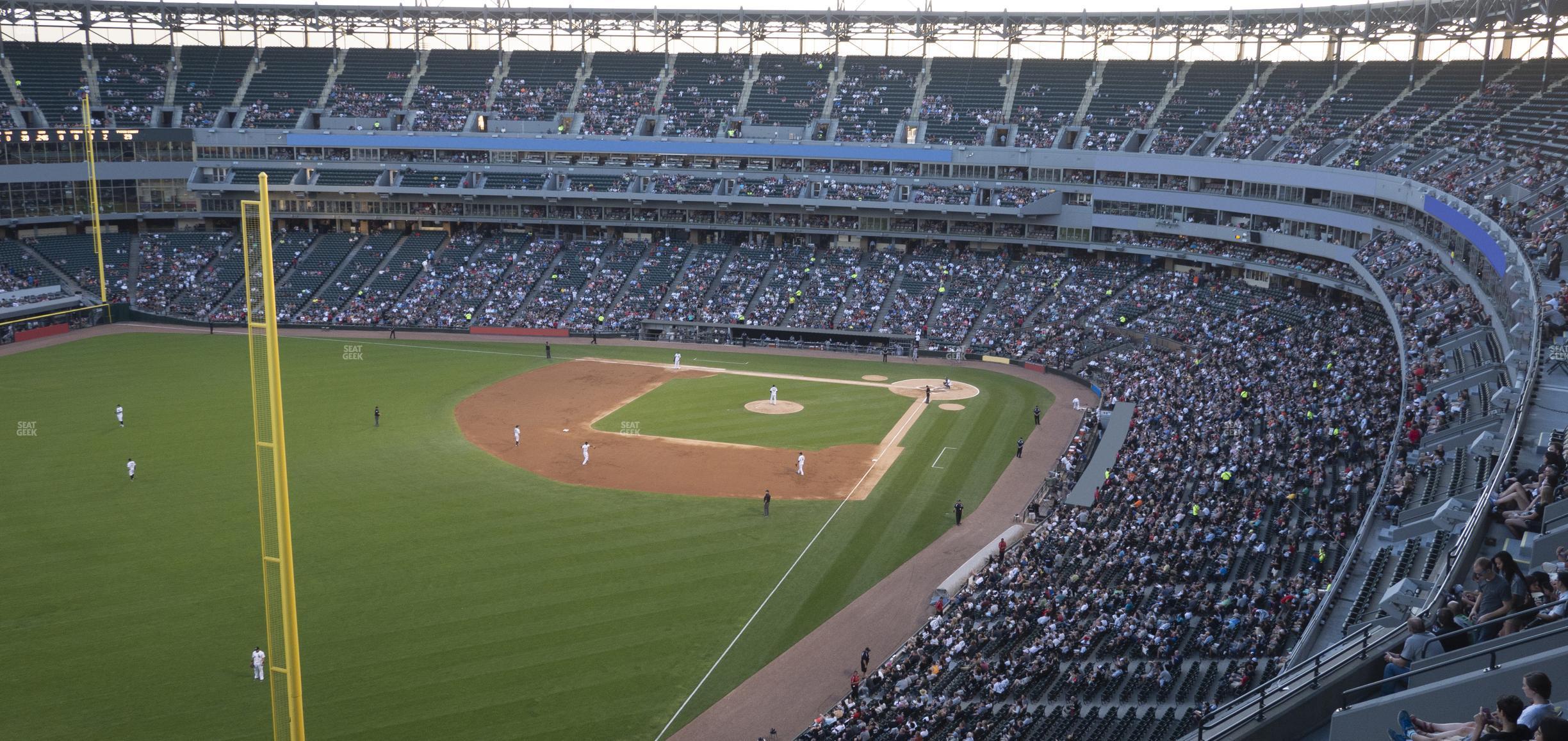 Seating view for Guaranteed Rate Field Section 556