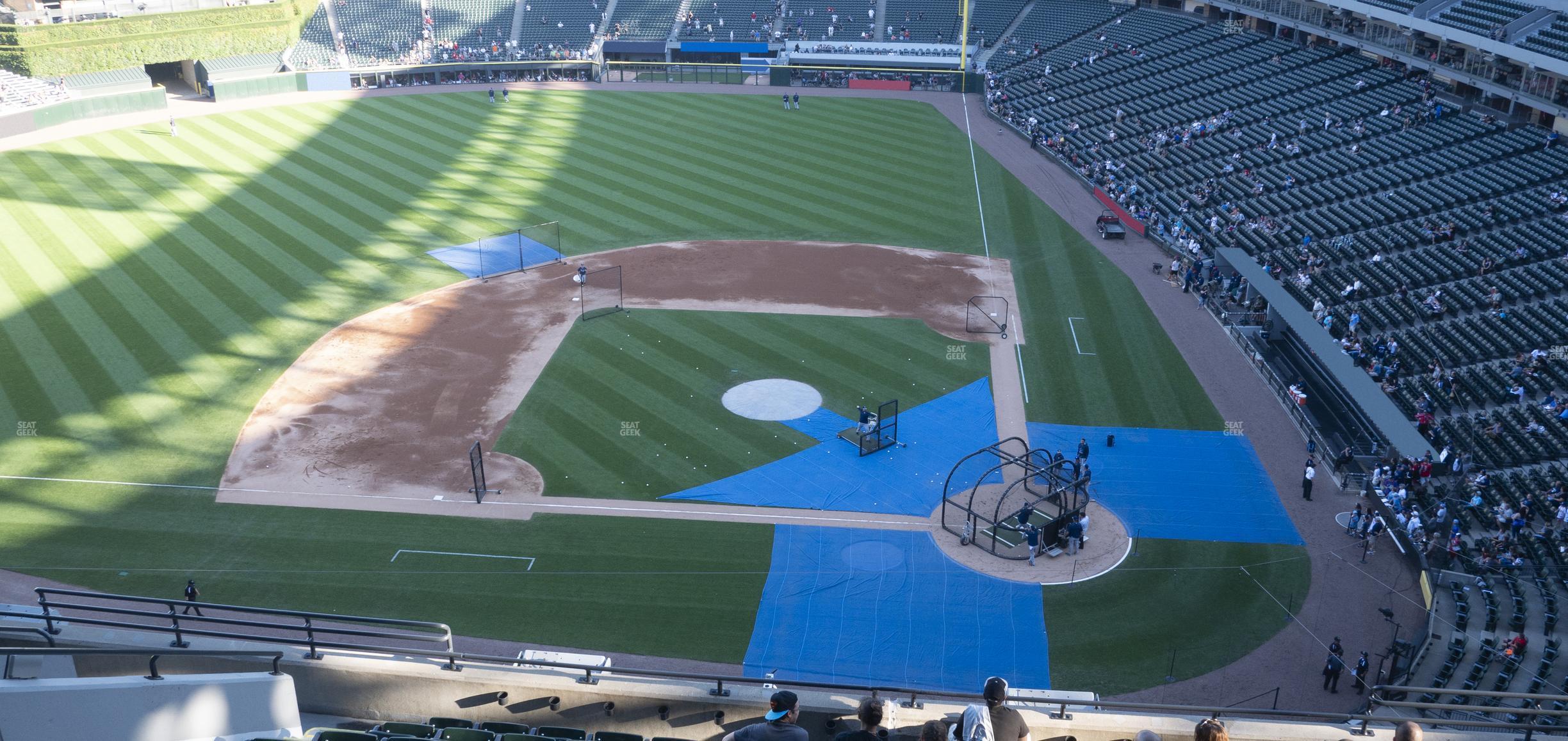 Seating view for Guaranteed Rate Field Section 537