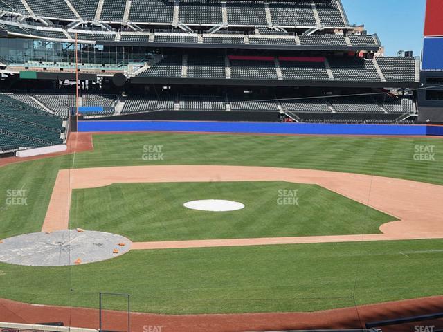 Seating view for Citi Field Section Hyundai Club 116