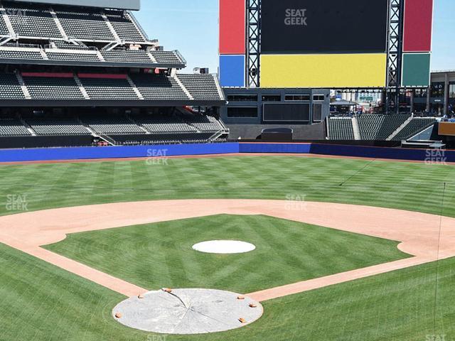 Seating view for Citi Field Section Empire Suite 220