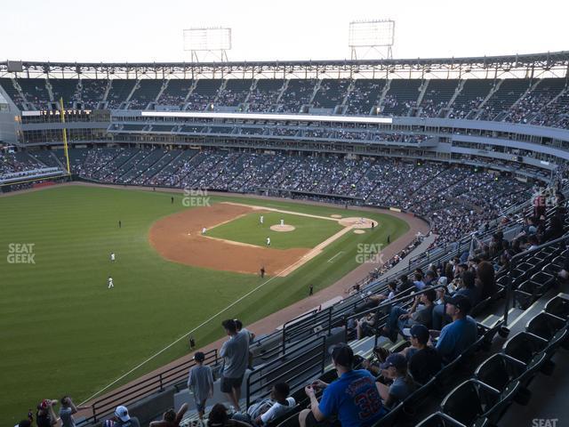 Seating view for Guaranteed Rate Field Section 552