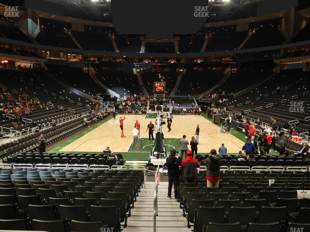 Seating view for Fiserv Forum Section 122