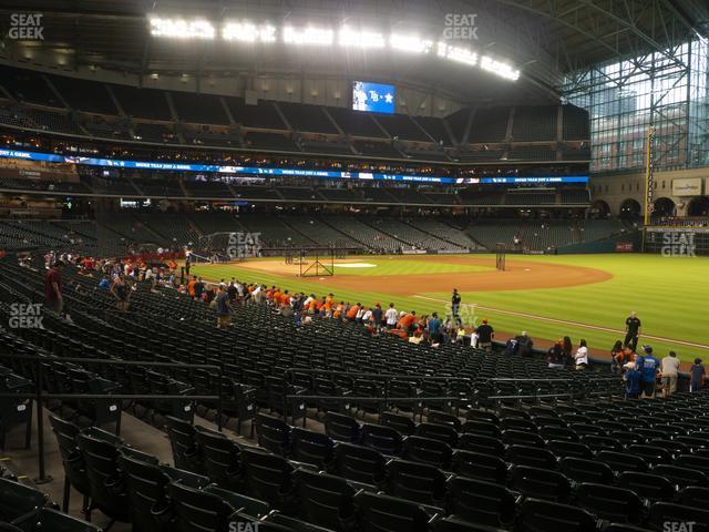 Seating view for Minute Maid Park Section 132