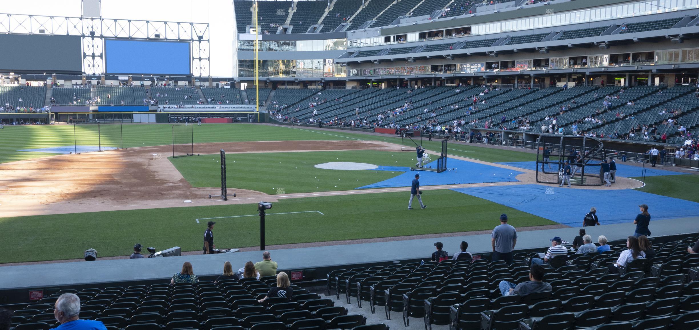 Seating view for Guaranteed Rate Field Section 141