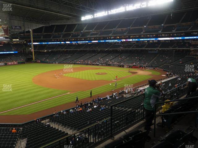 Seating view for Minute Maid Park Section 208