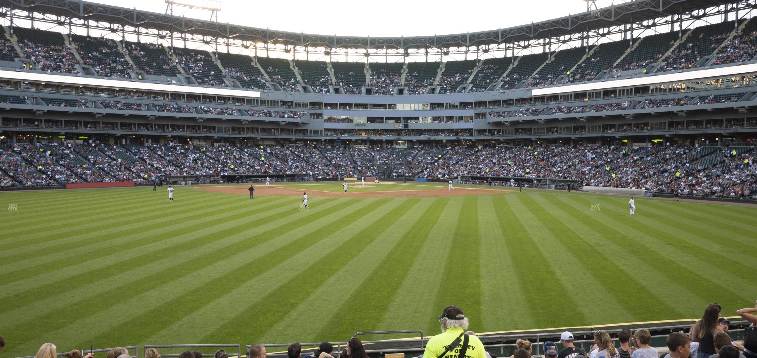 Seating view for Guaranteed Rate Field Section 164