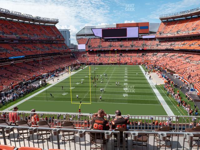 Seating view for Huntington Bank Field Section 321