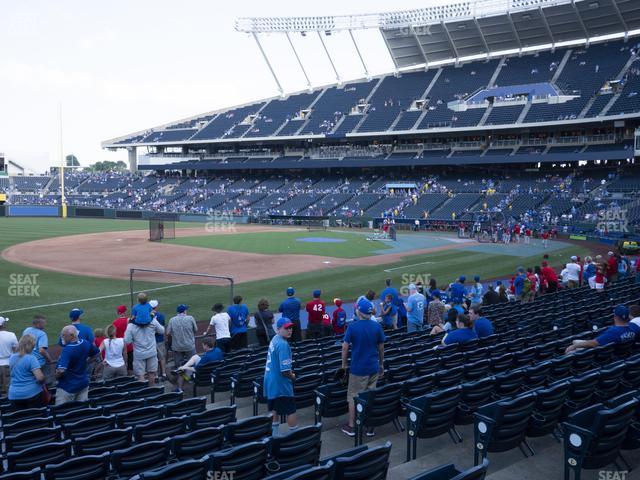 Seating view for Kauffman Stadium Section 115