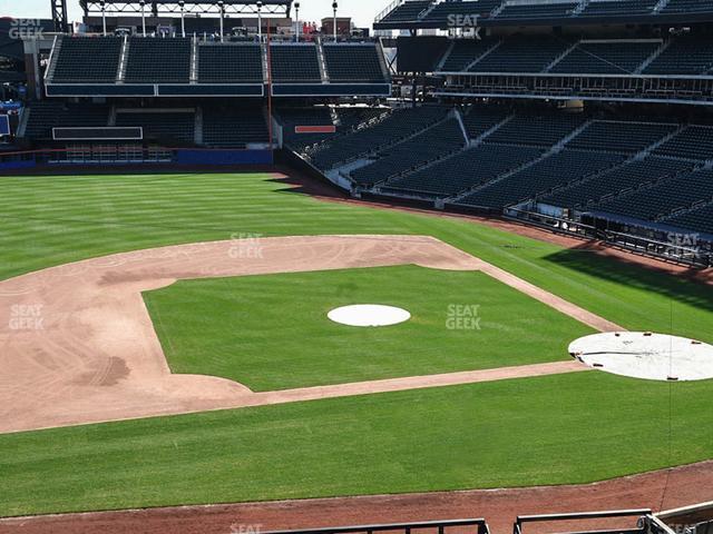 Seating view for Citi Field Section 327